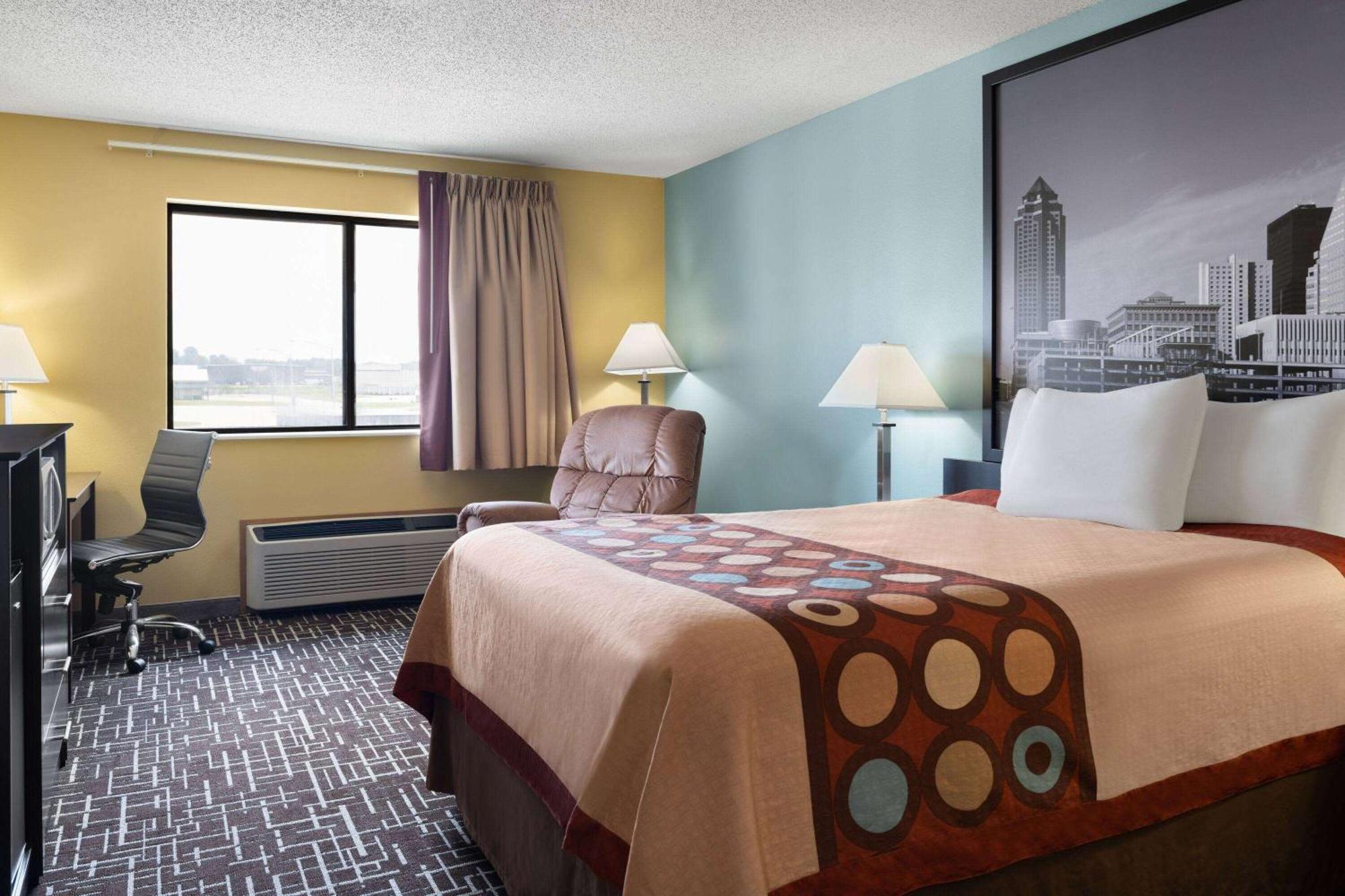 Super 8 By Wyndham Dyersville Esterno foto